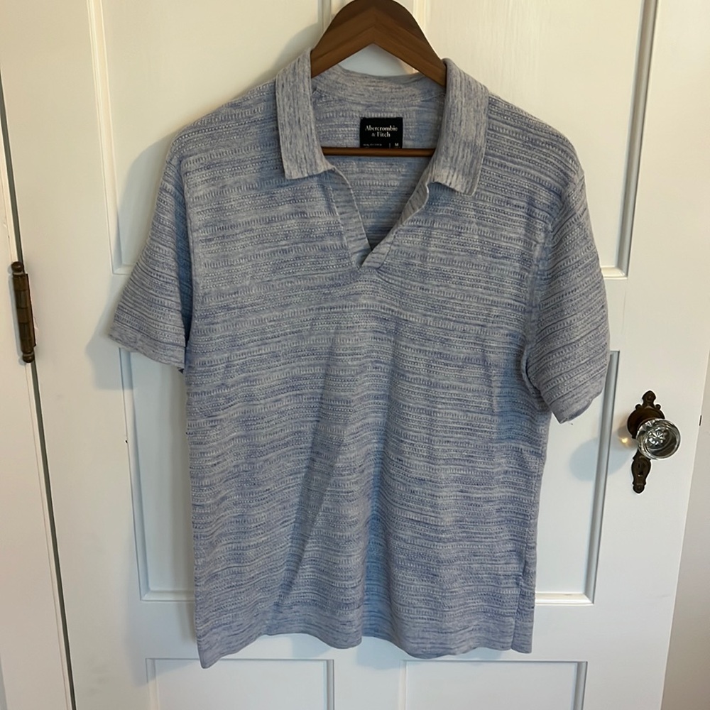 Men’s Abercrombie and Fitch knit polo